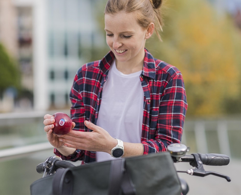 red-pop-apple-bike-hawi60960