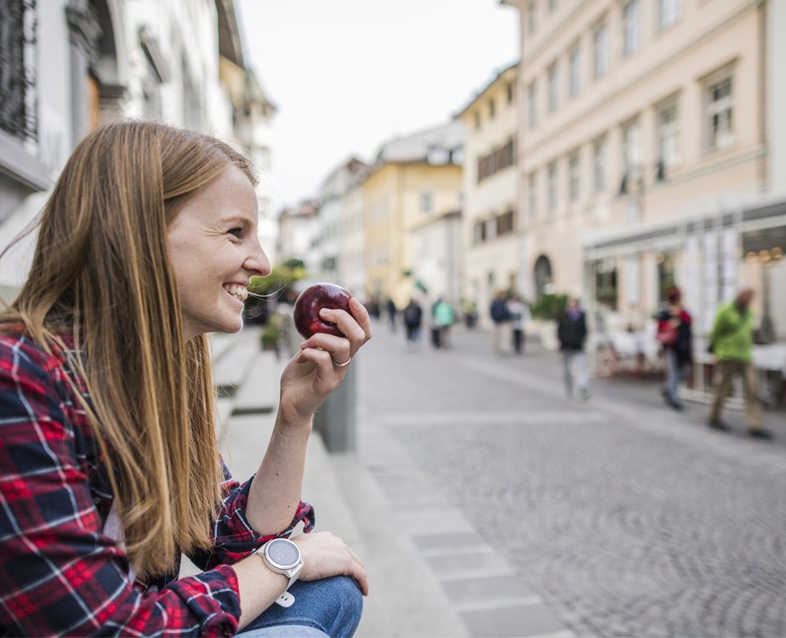 red-pop-apple-stadt-hawi69687